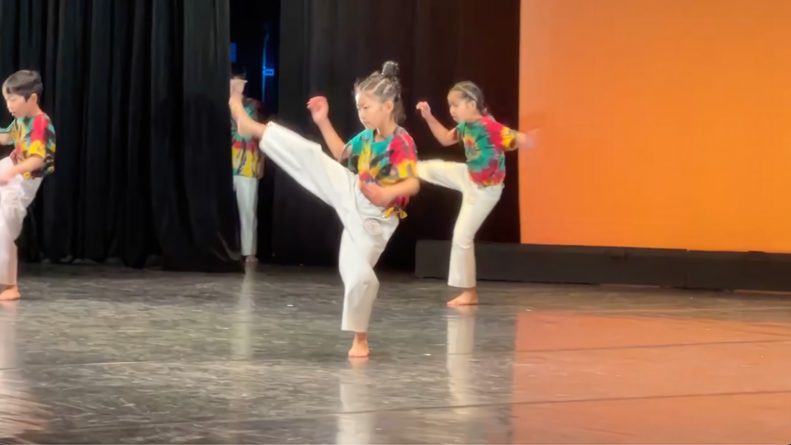 怪我を乗り越えてカポエイラのステージに復帰